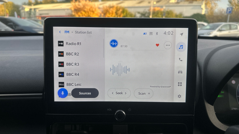 Toyota Yaris Cross 1.5 Hybrid 130 Design 5dr CVT Hybrid Estate